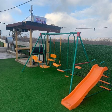 מפגש הדובדבן Apartment Buq'ata Bagian luar foto
