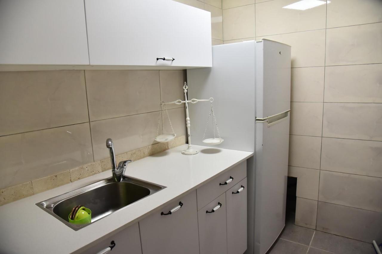 מפגש הדובדבן Apartment Buq'ata Bagian luar foto