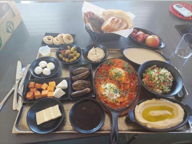 מפגש הדובדבן Apartment Buq'ata Bagian luar foto